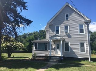 565 Lafleur Dr, Chicopee, MA 01013