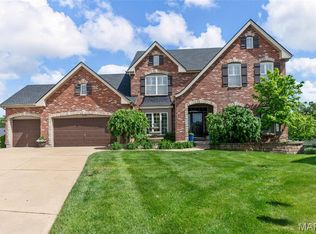1274 Hawkins Bend Ct, Fenton, MO 63026