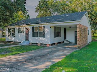 619 S Henry St, Church Pt, LA 70525