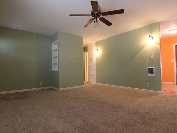 4th image of 215 Alpine Dr