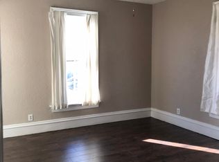 528 W 6th St APT 3, Davenport, IA 52803