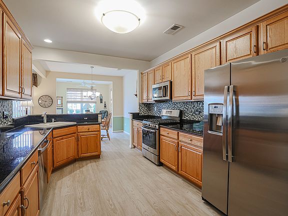 2nd image of 11712 Sunderlin Dr