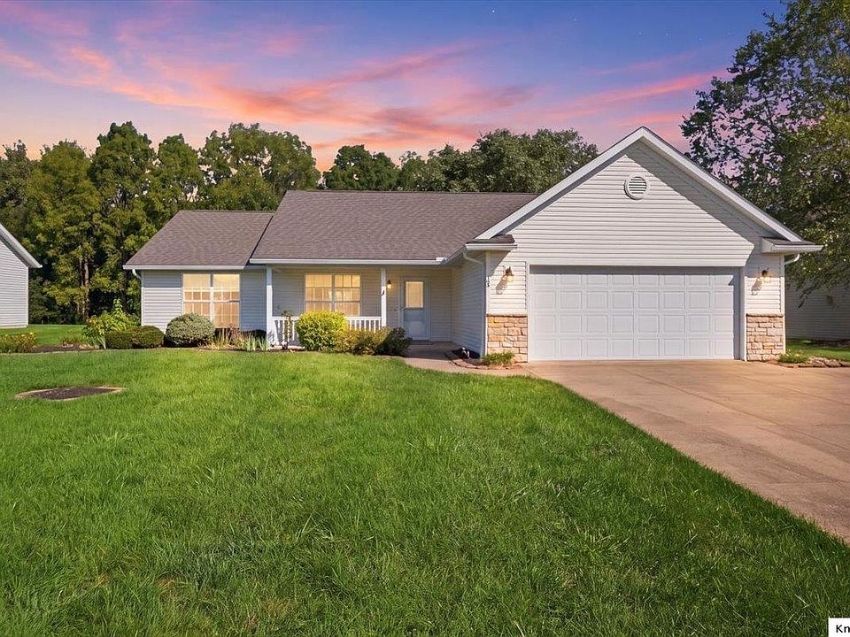 1st image of 108 Struble Cir
