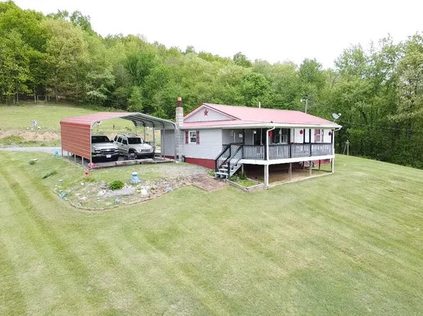 3899 Rich Creek Valley Rd, Peterstown, WV 24963