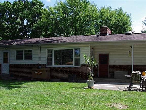 2nd image of 1412 Chelsea Ave