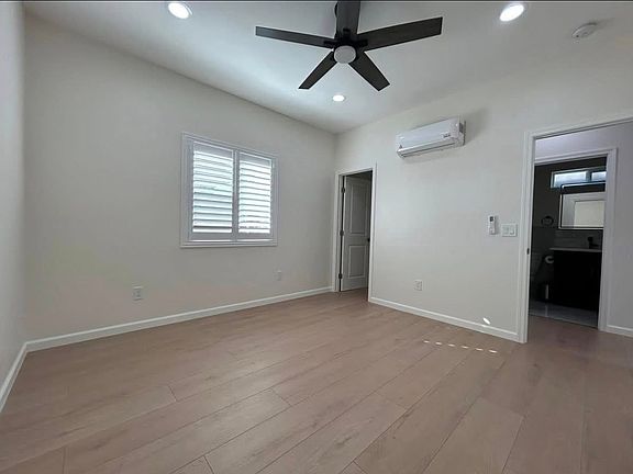 2nd image of 14669 Penasquitos Dr