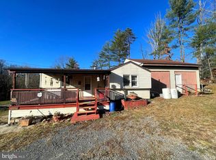 360 Dusk Dr, Augusta, WV 26704