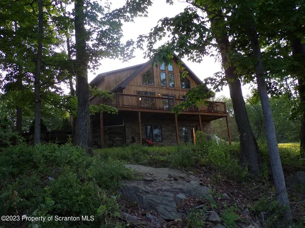 1353 Wright Rd, Kingsley, PA 18826