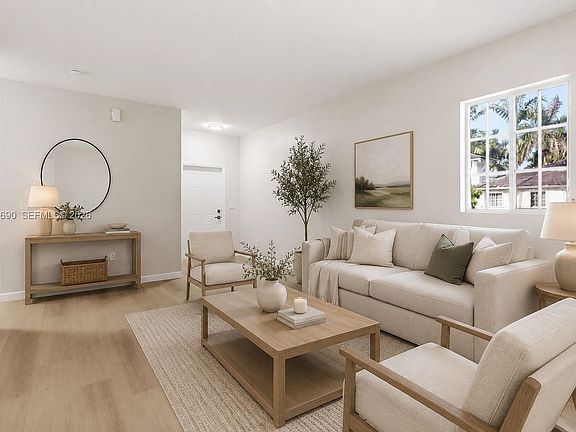 3rd image of 2728 NE 3rd Ct Unit 201