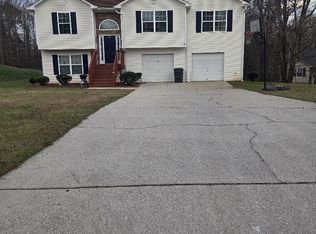 35 Pembroke Pl, Covington, GA 30016