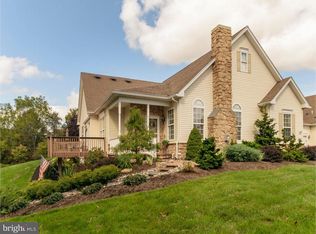1115 Burgundy Cir, Pennsburg, PA 18073