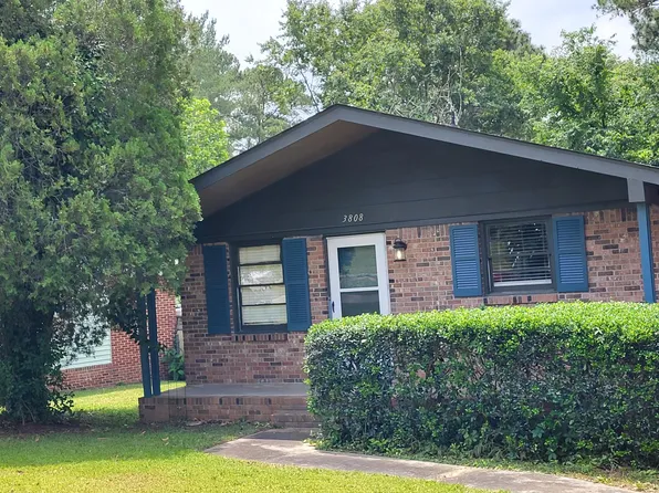 3808 Woodbury Dr, Columbia, SC 29209