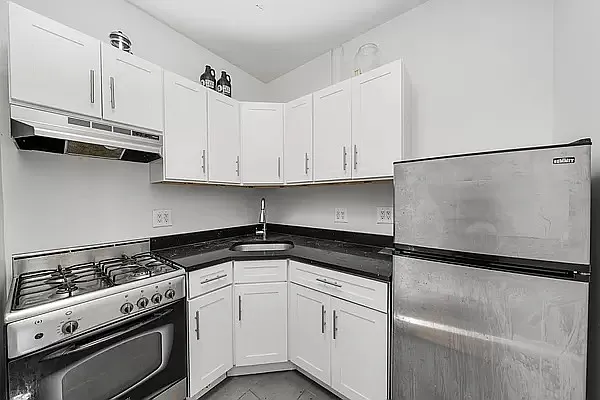 Rented by Vector New York, LLC | media 10