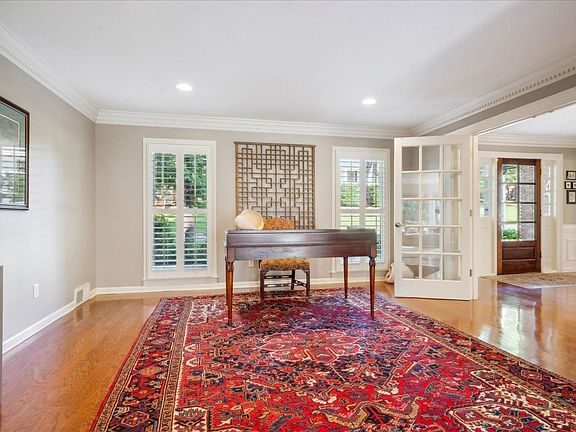 5th image of 2793 Hunters Forest Dr
