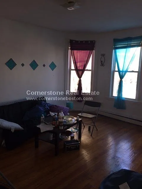 4 bed, 1200 sqft, $5,000 — Photo 2
