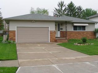 6016 Ralston Dr, Parma, OH 44129