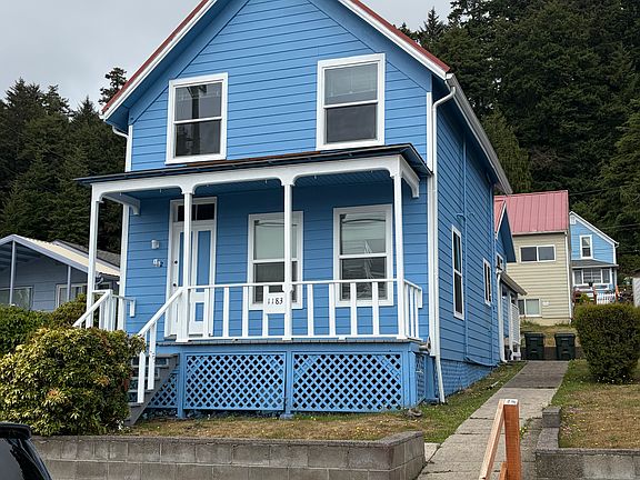 5th image of 1183 1st St #2
