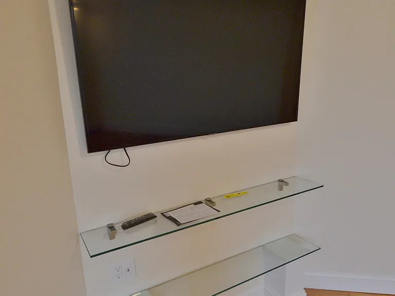 35 Brookline St #17 — Photo 11