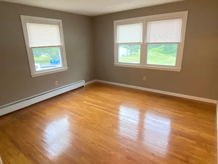 174 Tyngsboro Rd — Photo 7