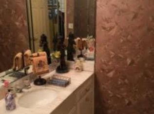 9525 Texhoma Ave, Northridge, CA 91325