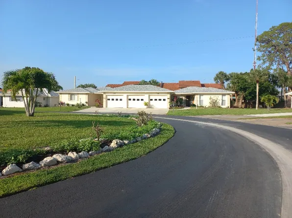 307 Dante Dr, Nokomis, FL 34275