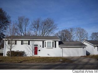 406 Southville Dr, South Jacksonville, IL