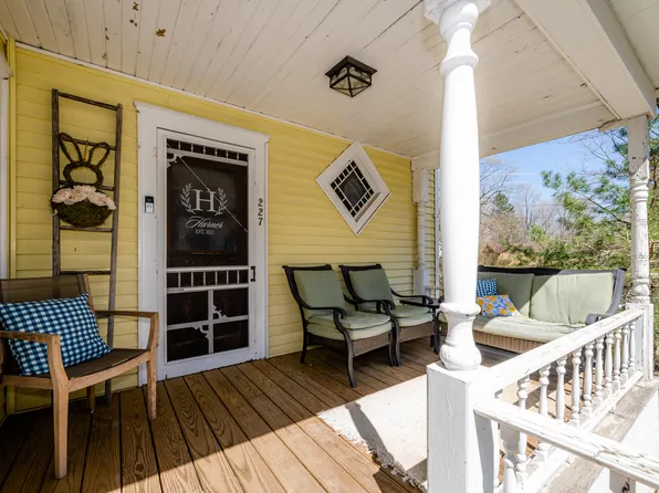 227 Baker St, Lawrence, MI 49064