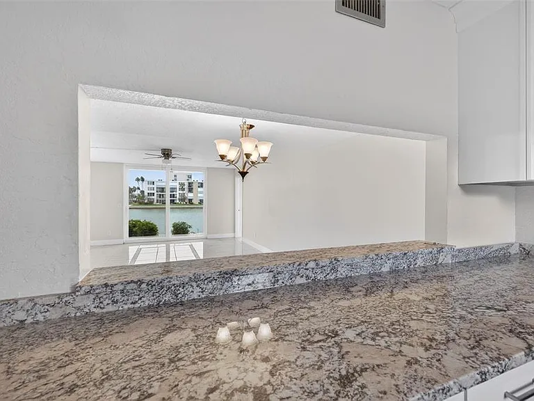 7540 Bay Island Dr S #160 — Photo 9