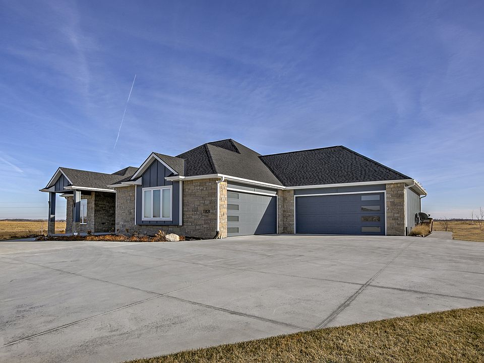 11821 Greyhawk Cir, Lincoln, NE 68526 | Zillow