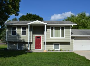 82 Merva Ave, Jackson, MN 56143