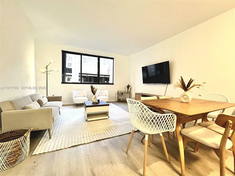 540 Brickell Key Dr #2 — Photo 7