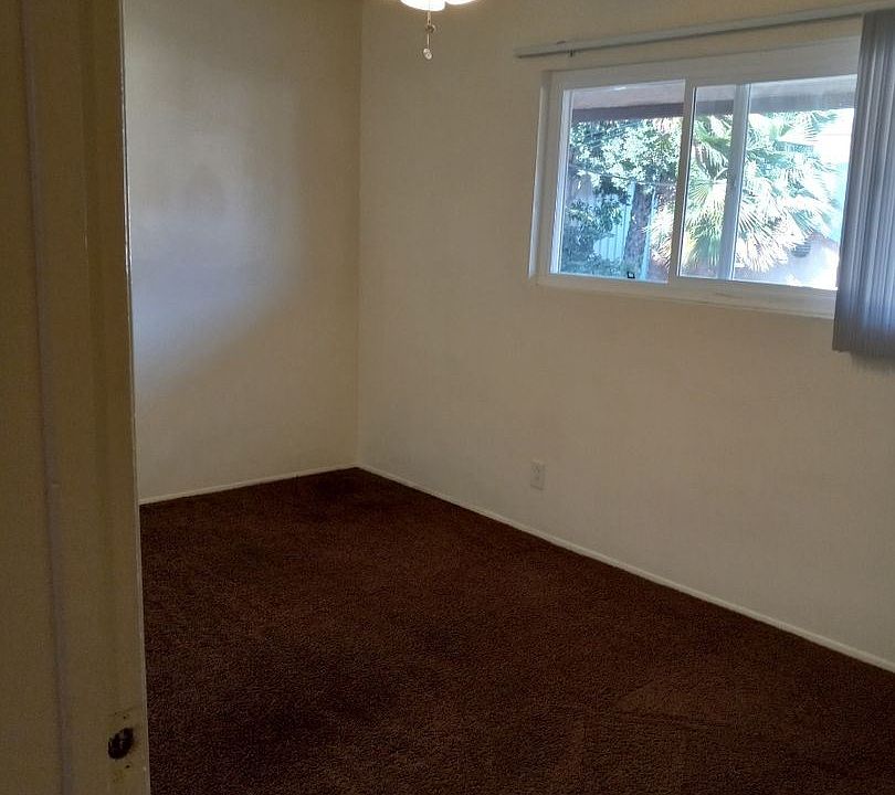 1st image of 3725 E 52nd St APT E