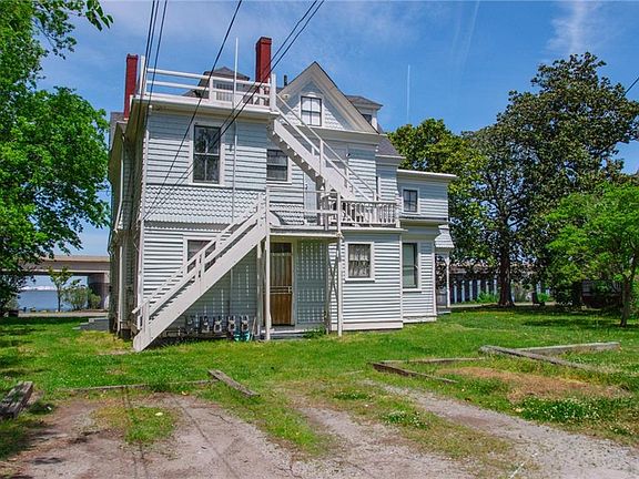 4th image of 2813 Bayview Blvd APT 3