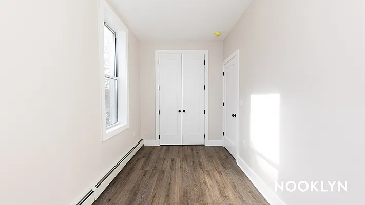 Rented by Nooklyn NYC LLC | media 41