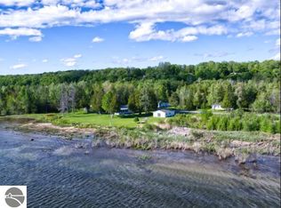 W6263 Epoufette Bay Rd, Naubinway, MI 49762