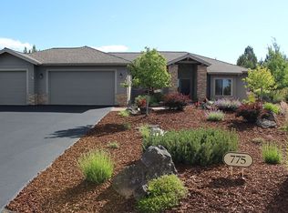 775 Ribbon Falls Rd, Redmond, OR 97756