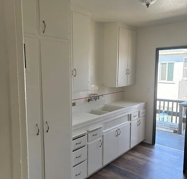 3475 Carmona Ave — Photo 20