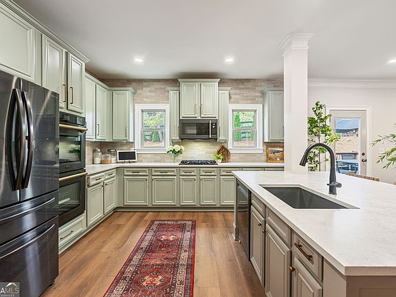 2nd image of 4665 Osprey Ct