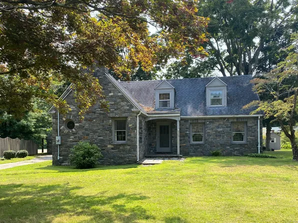 142 Main Street, Chester, CT 06412