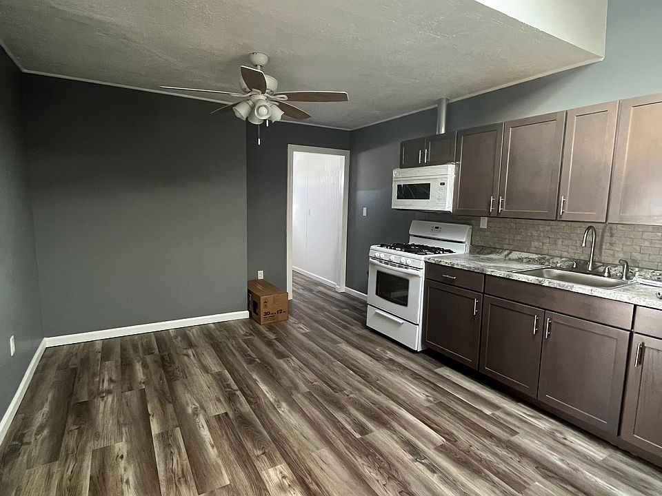 1st image of 123 Janice Dr