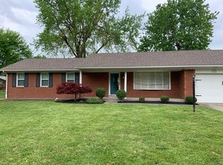 701 Acorn Ln, Jeffersonville, IN 47130