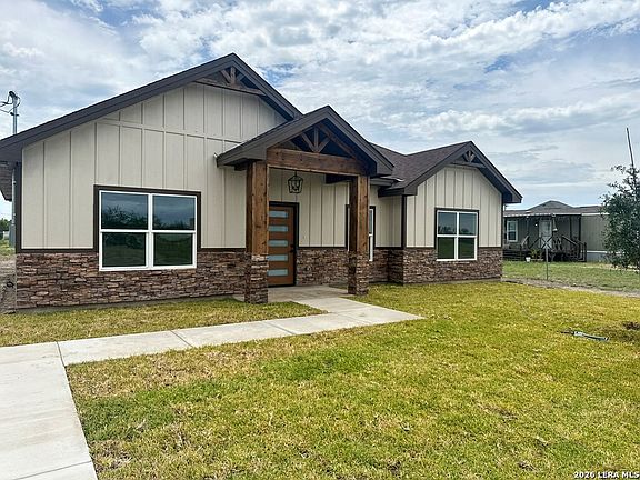 2nd image of 3918 Rancho Clayton Drive
