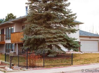 7014 Juniper Dr, Cheyenne, WY 82009