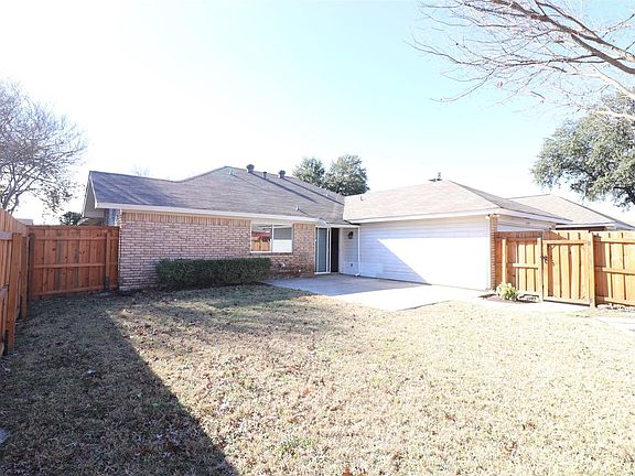 2nd image of 2329 Lancecrest Dr