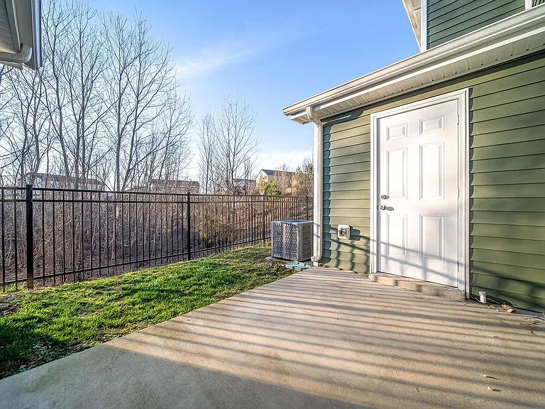 955 Big Sky Dr #Q — Photo 11