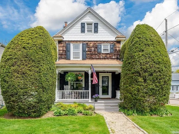 18 Brower Avenue, Woodmere, NY 11598