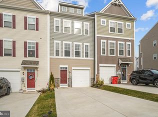 131 Charterhouse St, Falling Waters, WV 25419