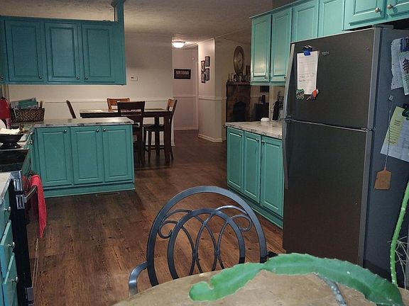 5th image of 2198 John Russell Rd