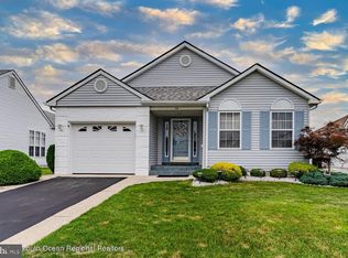 54 Portsmouth Dr, Toms River, NJ