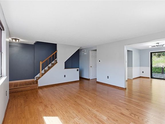 4th image of 3135 Laurel Ridge Cir